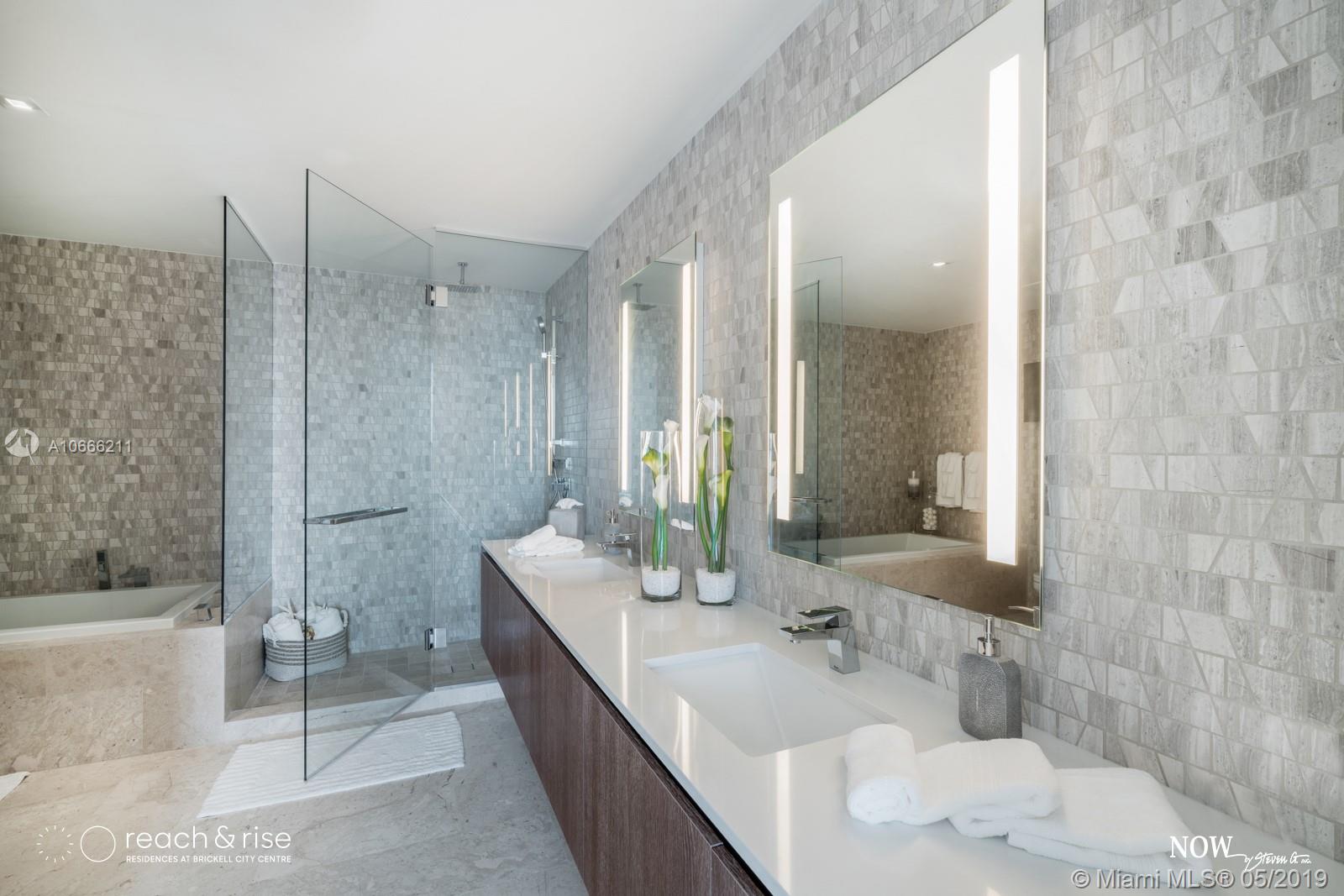 RISE CONDO - Residential