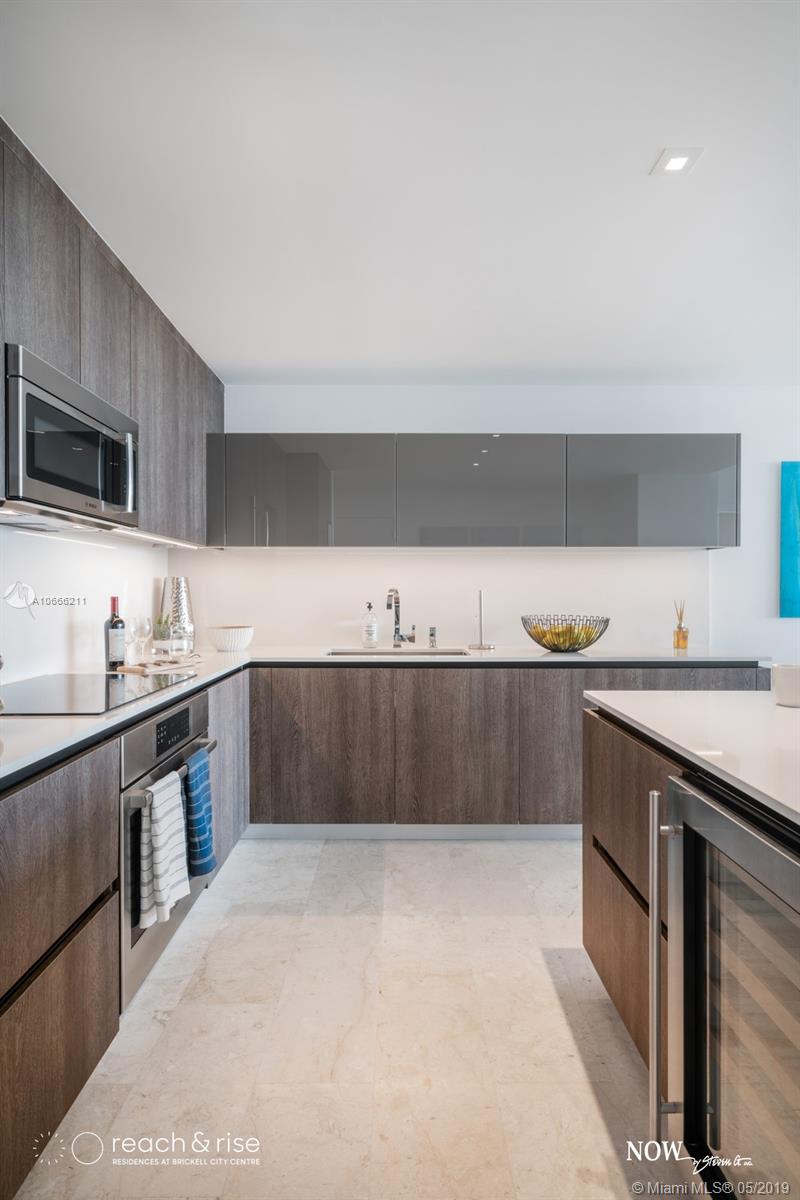 RISE CONDO - Residential