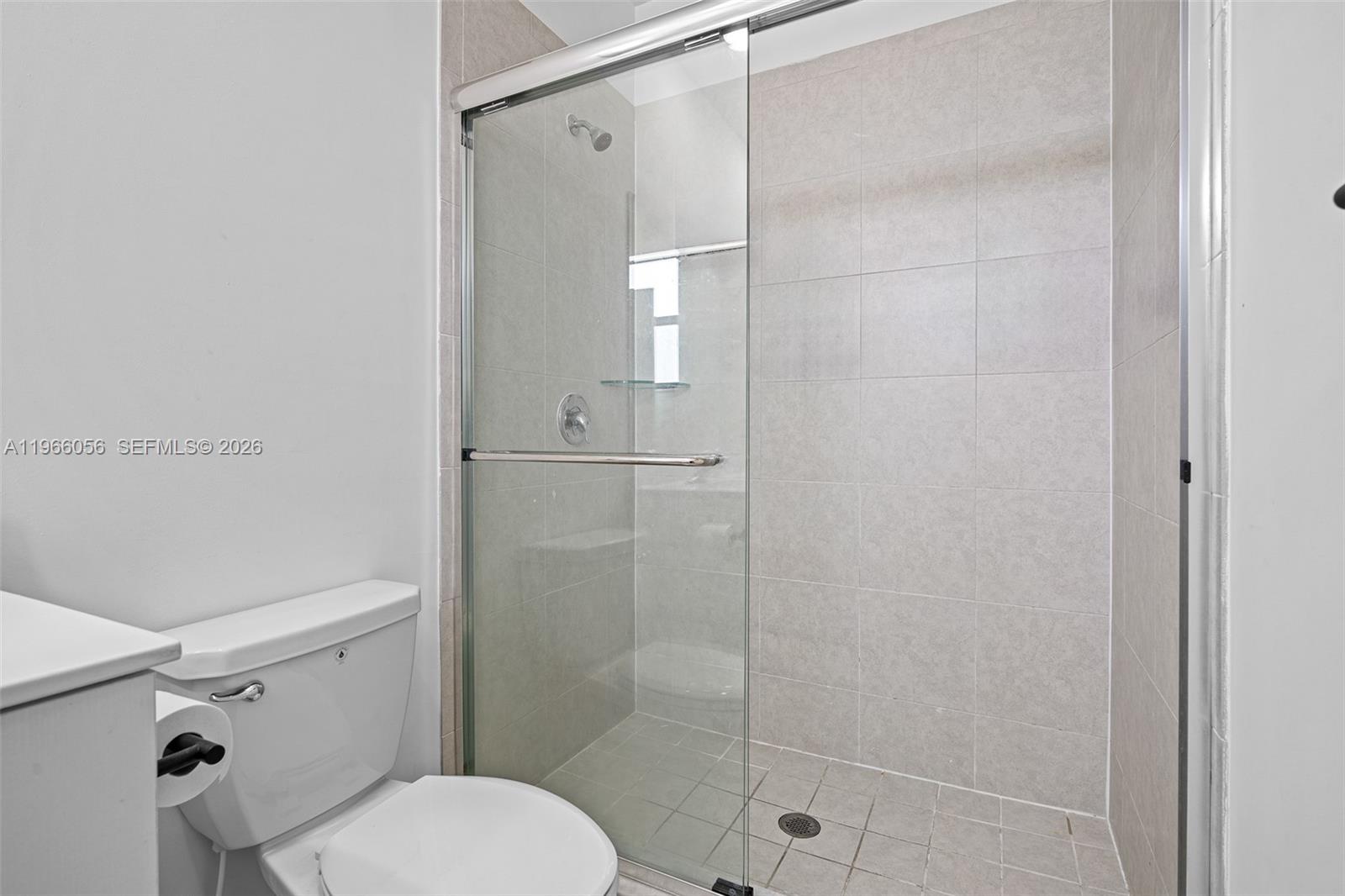 ENCLAVE SOUTH PHASE 2 - Residential Lease