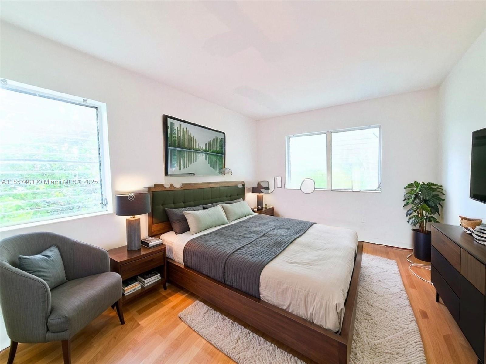 1770 Meridian Ave 207