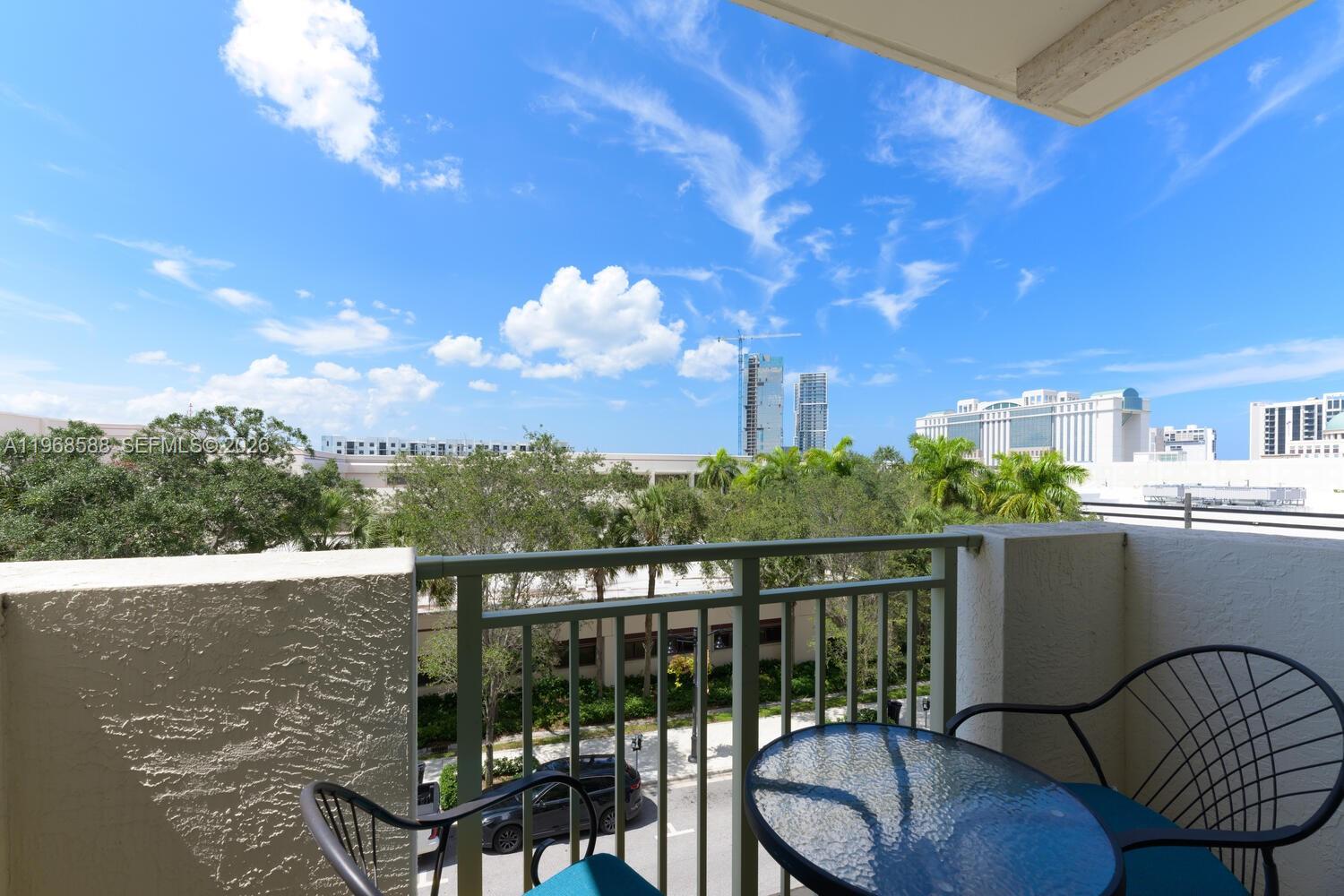 610 CLEMATIS CONDO - Residential