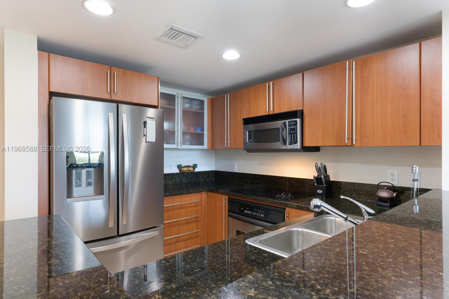 610 CLEMATIS CONDO - Residential