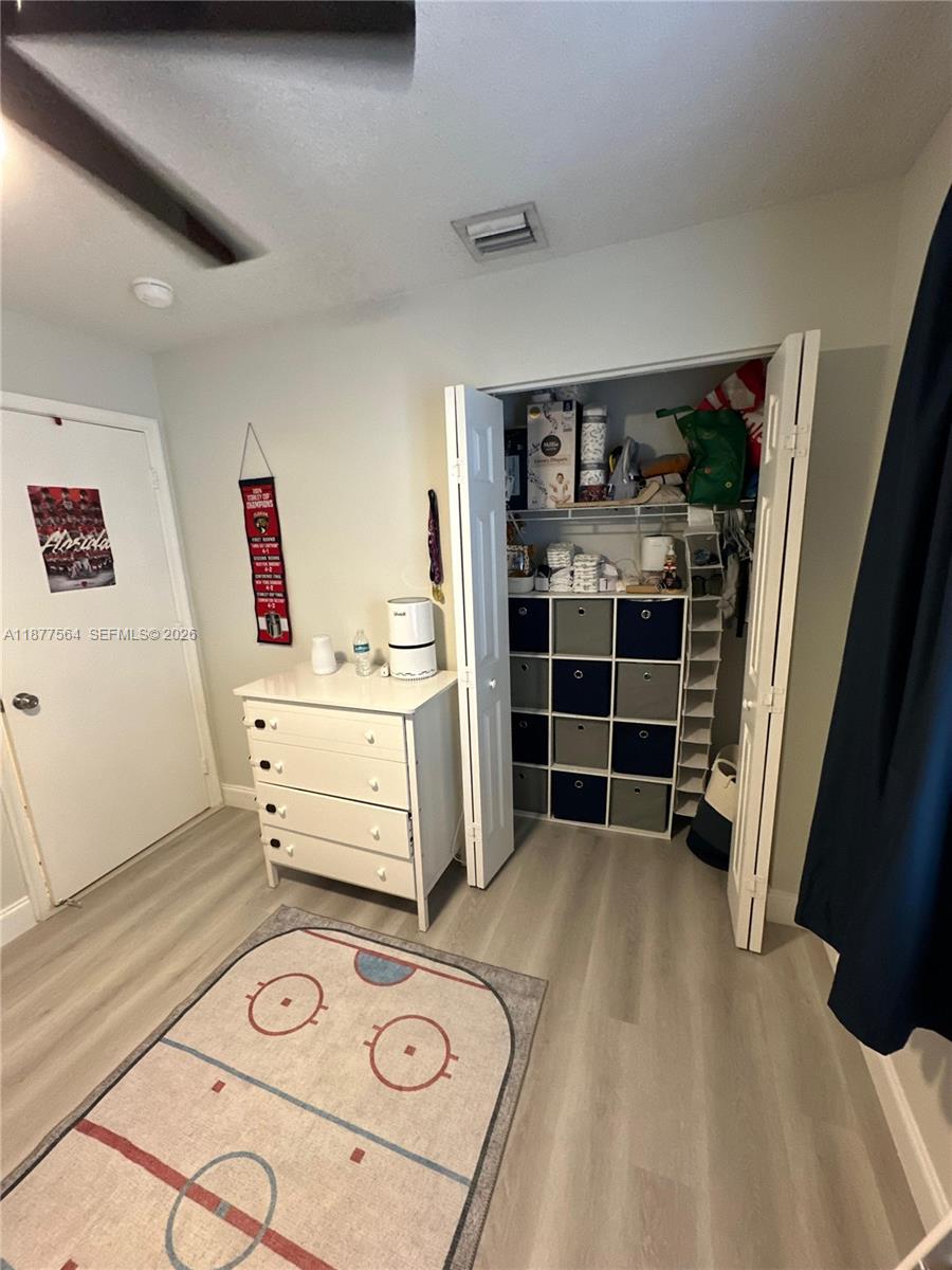 SILVER LAKES PHASE III RE - Residential