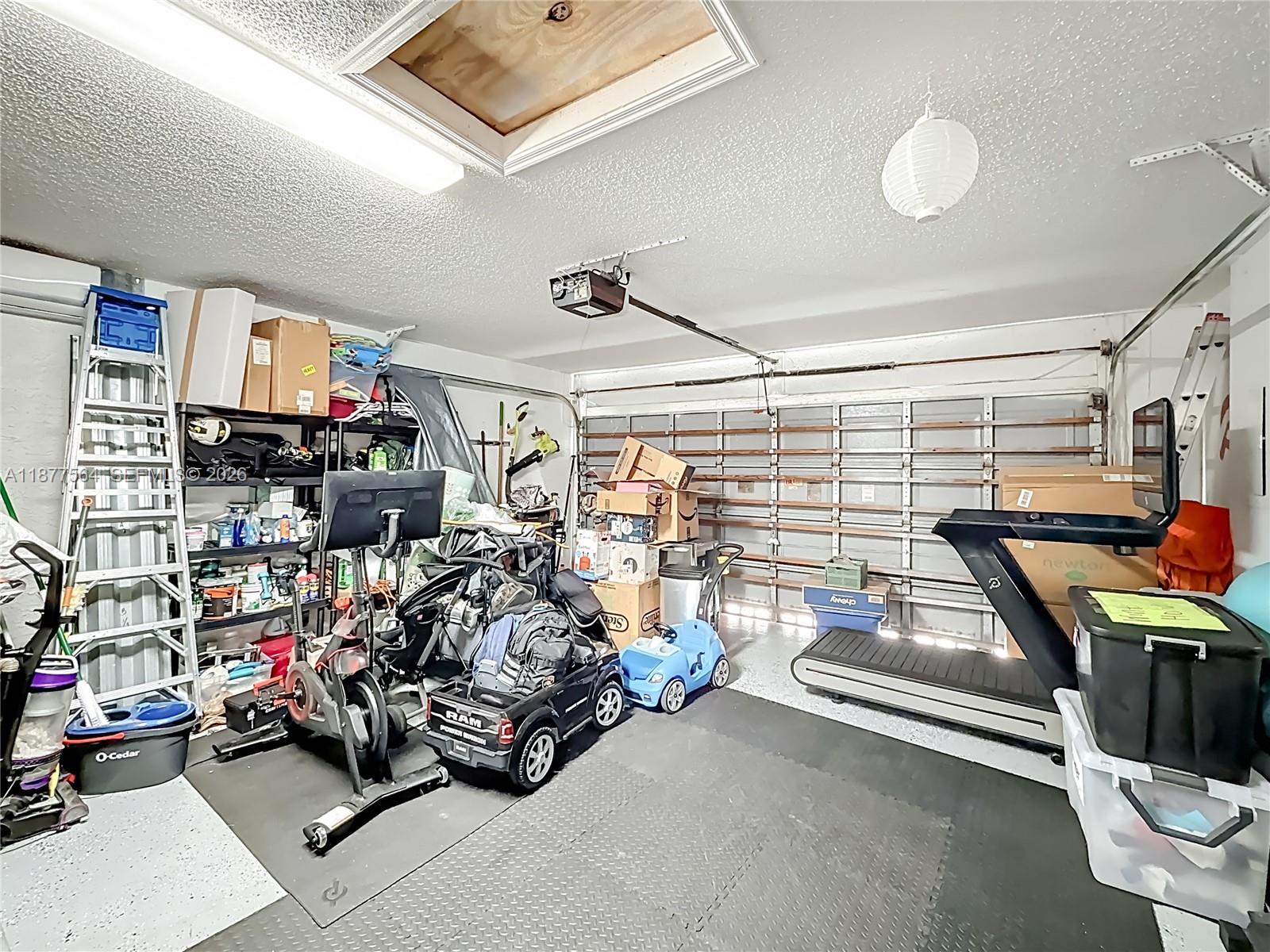 SILVER LAKES PHASE III RE - Residential