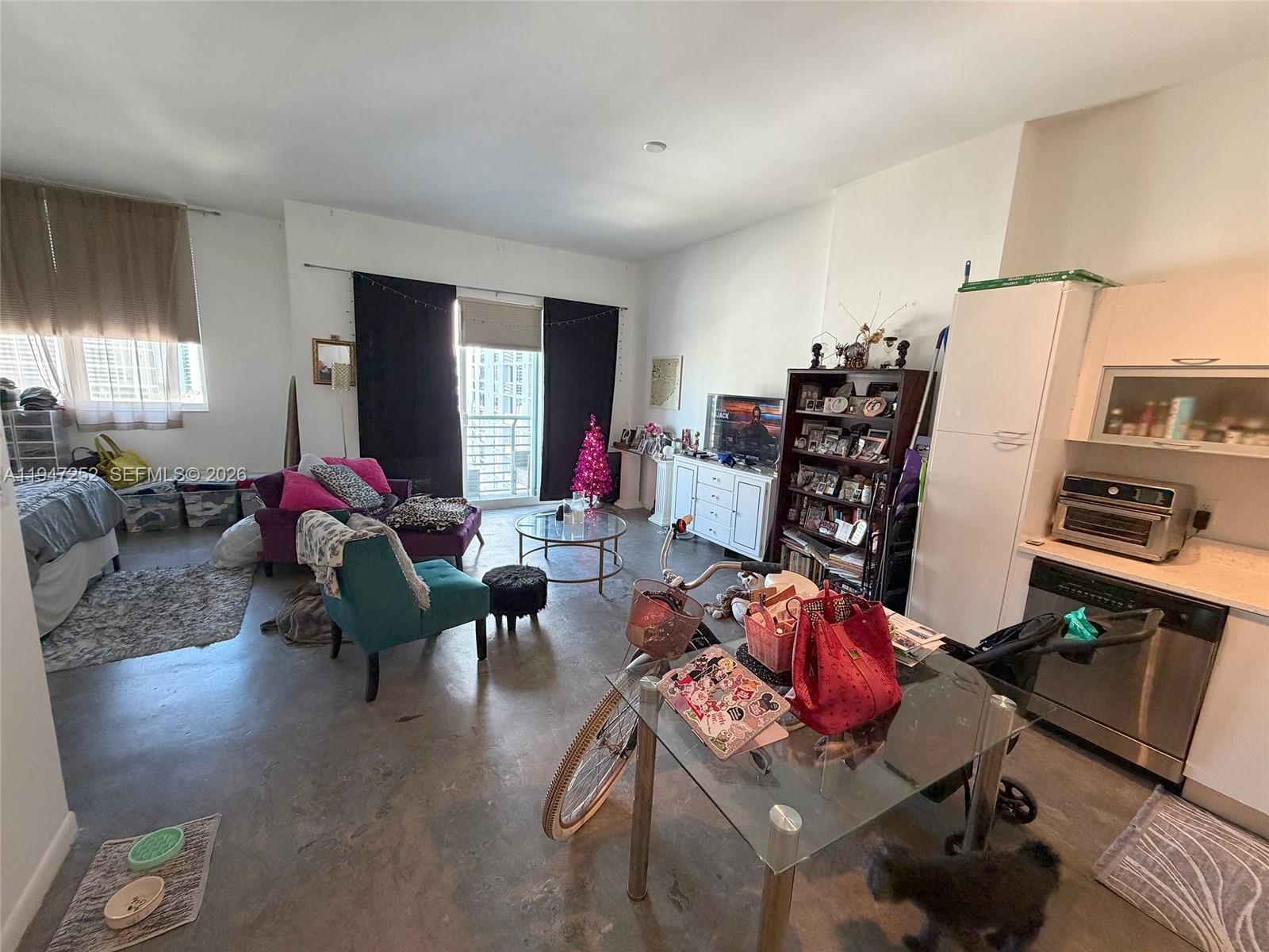 THE LOFT DOWNTOWN II COND - Residential