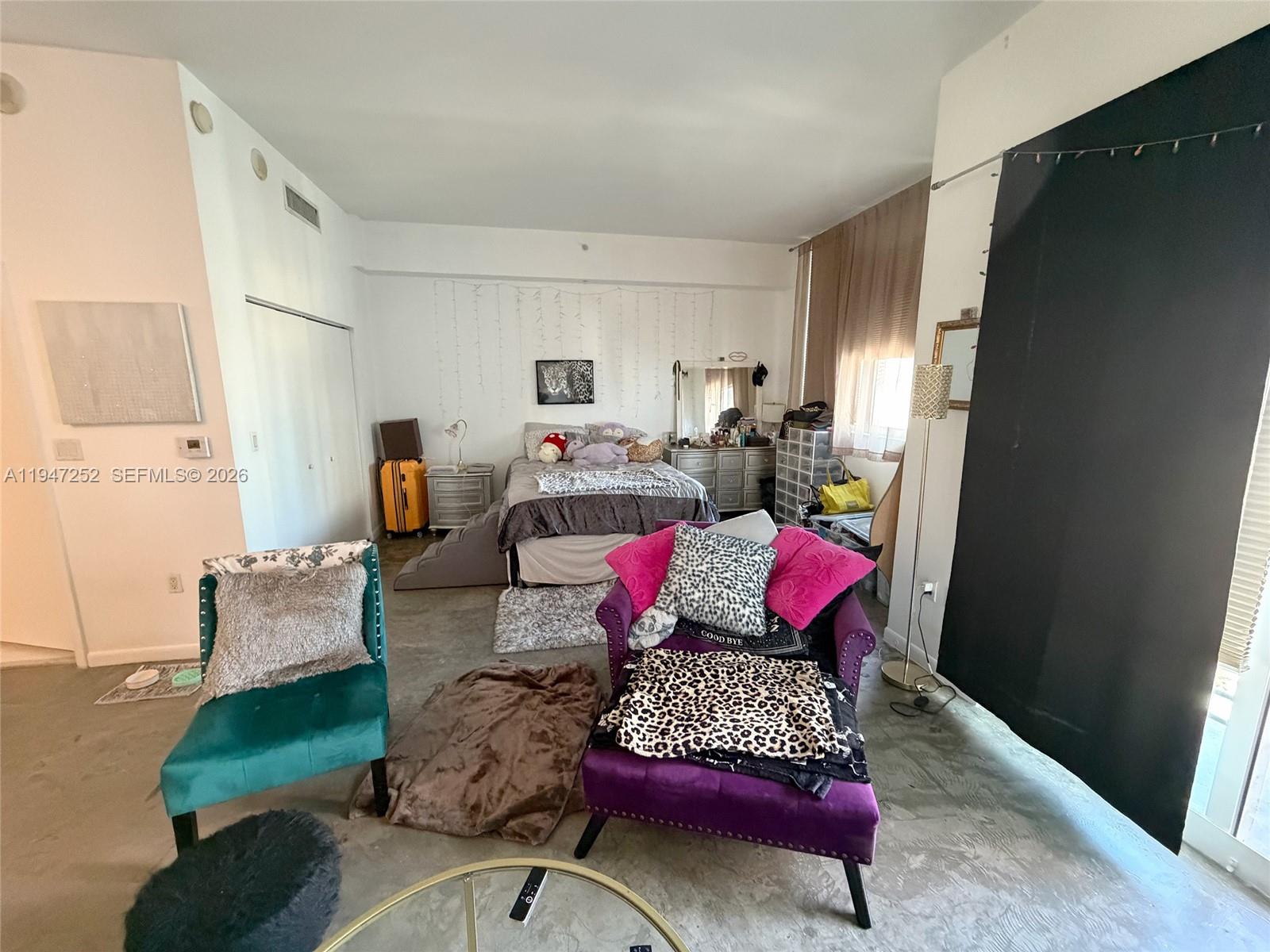 THE LOFT DOWNTOWN II COND - Residential