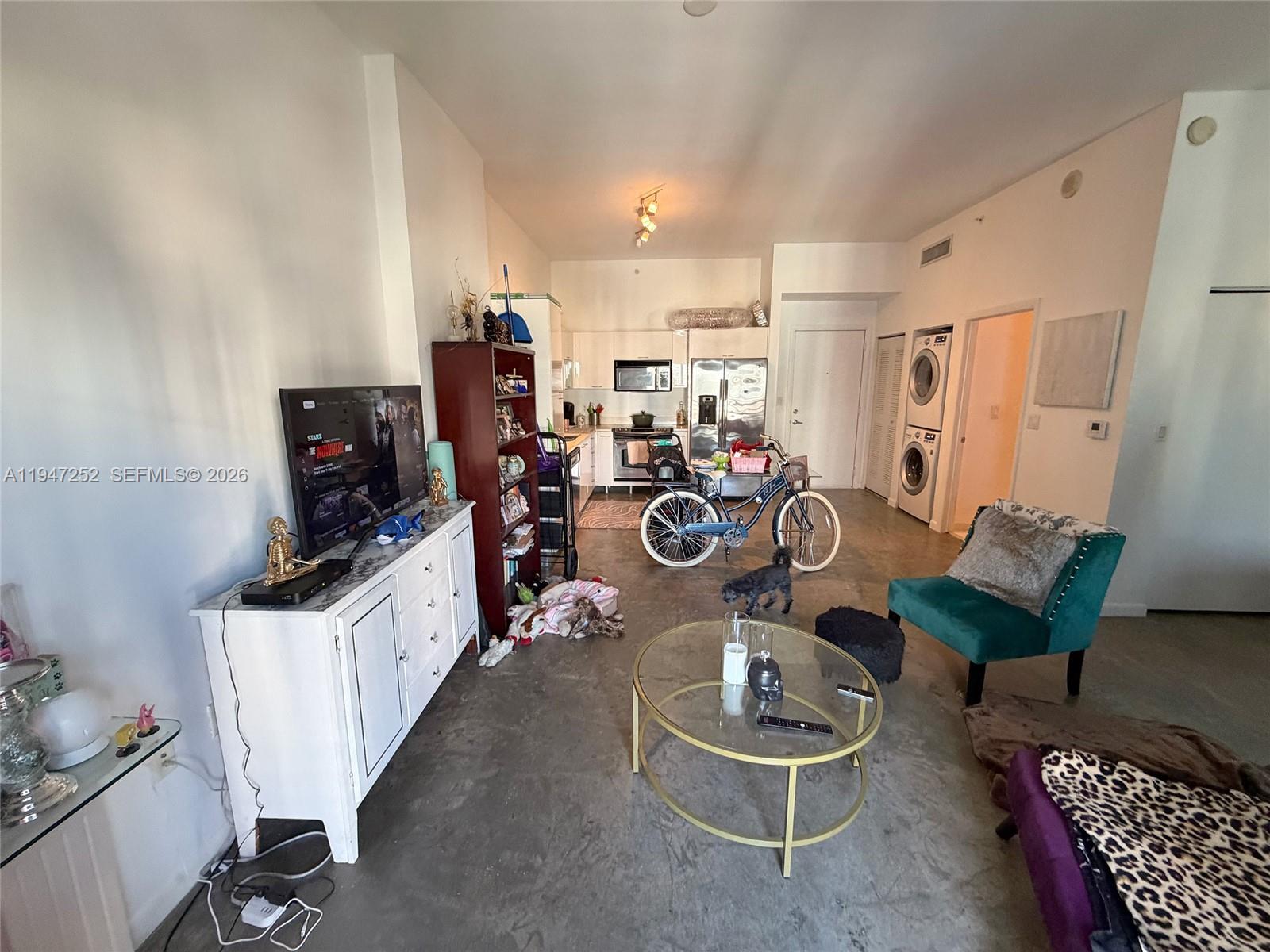 THE LOFT DOWNTOWN II COND - Residential