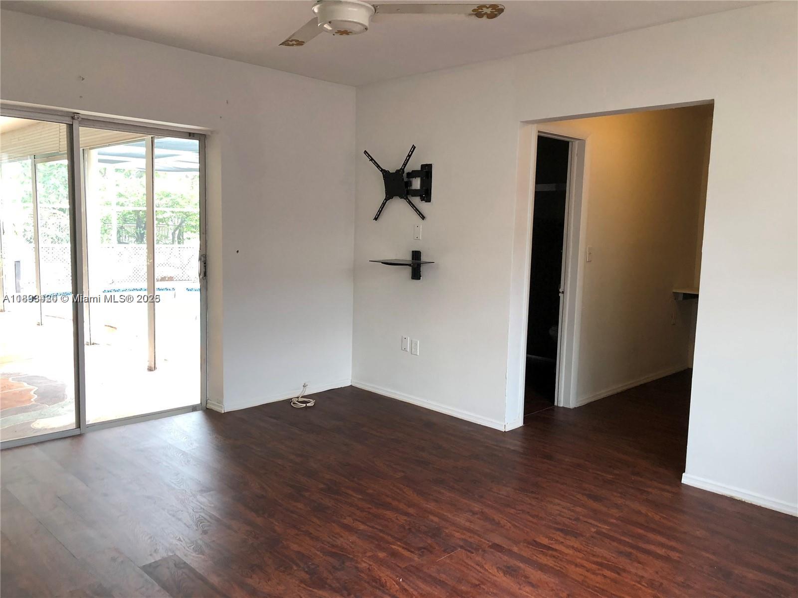 MIRAMAR PARK 2ND ADD - Residential