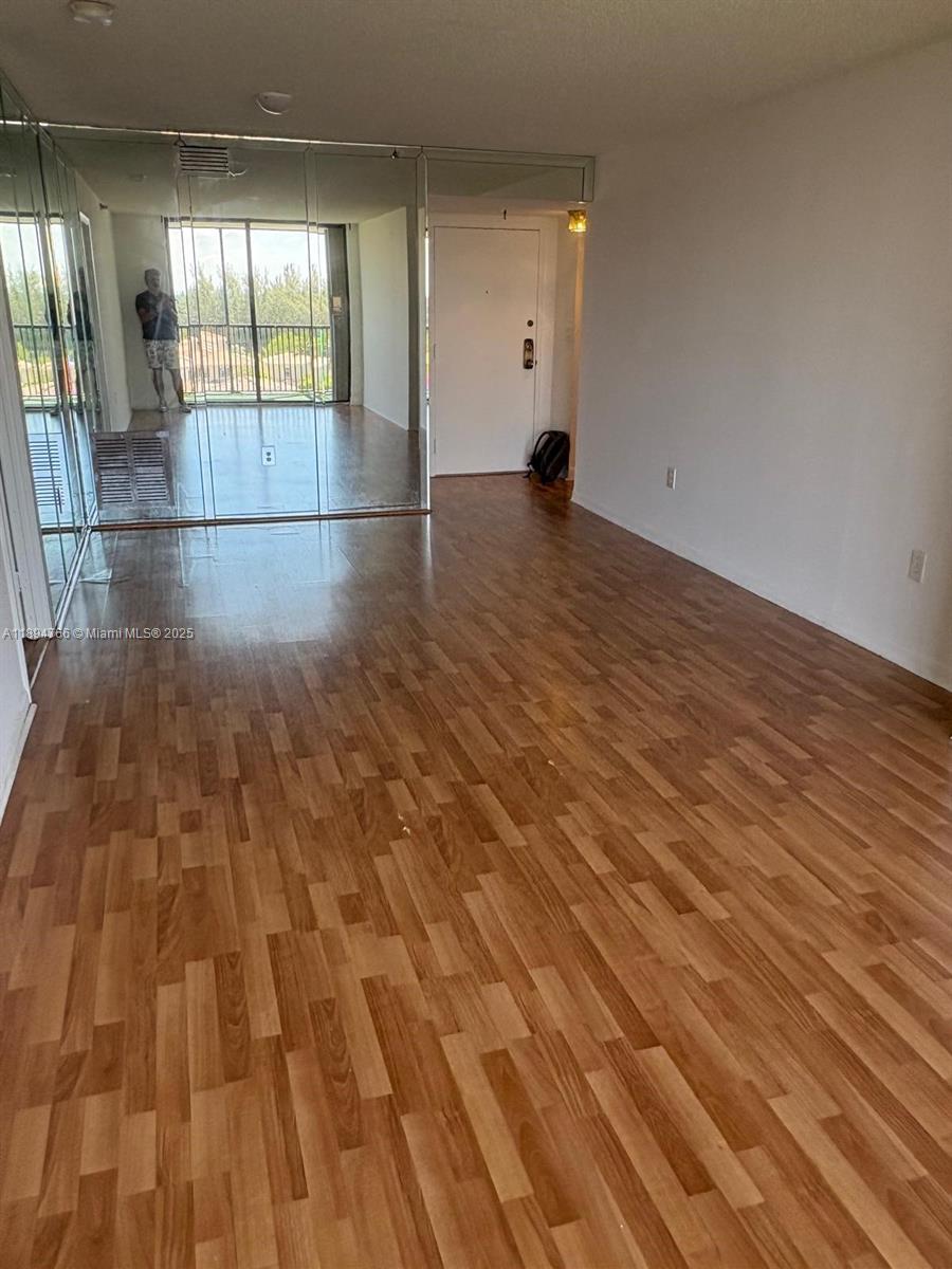 CHANTILLY CONDO - Residential Lease