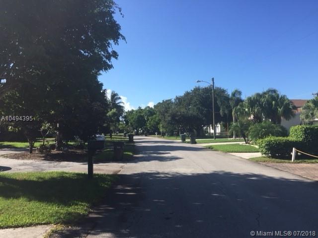 Tropic Palms - Residential