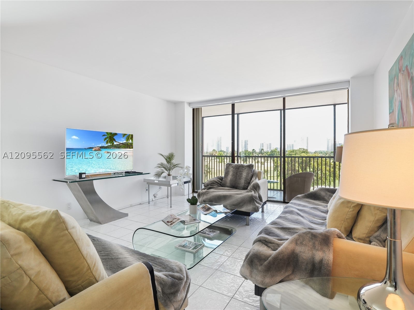 View photos, virtual tours, details... 20379 W Country Club Dr 536