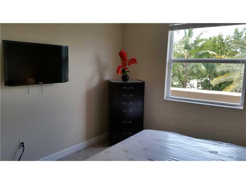 PORTO BELLAGIO CONDO - Residential Lease