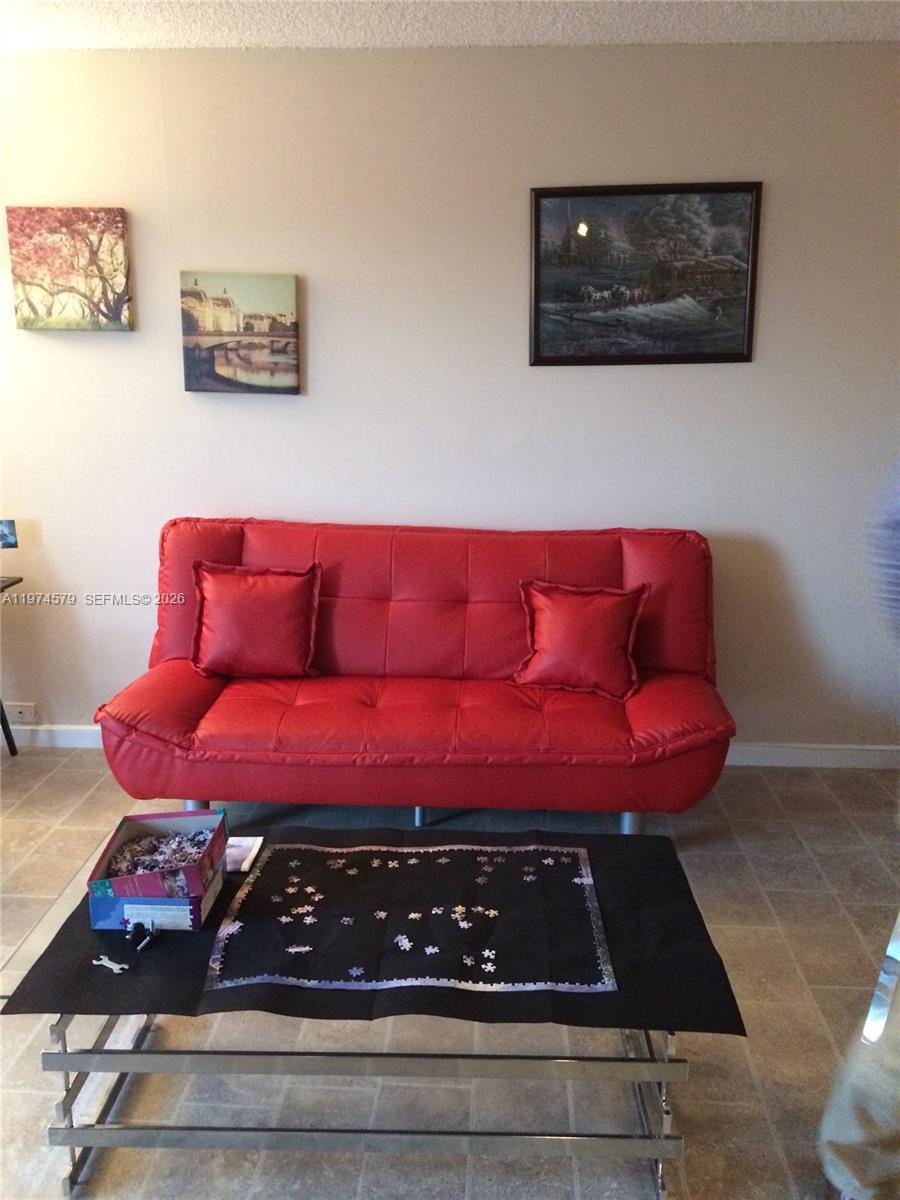 1801 S Treasure Dr 511