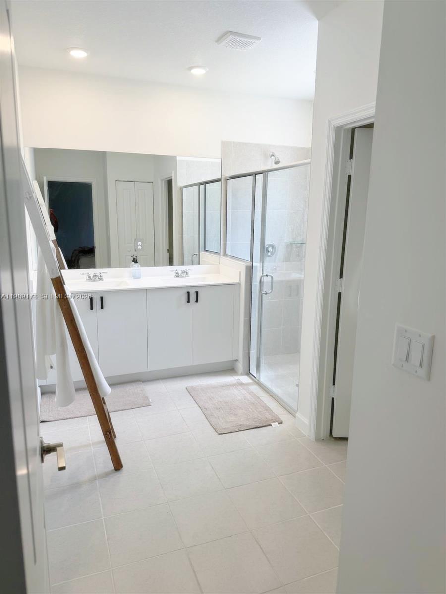 KEYS GATE - Residential