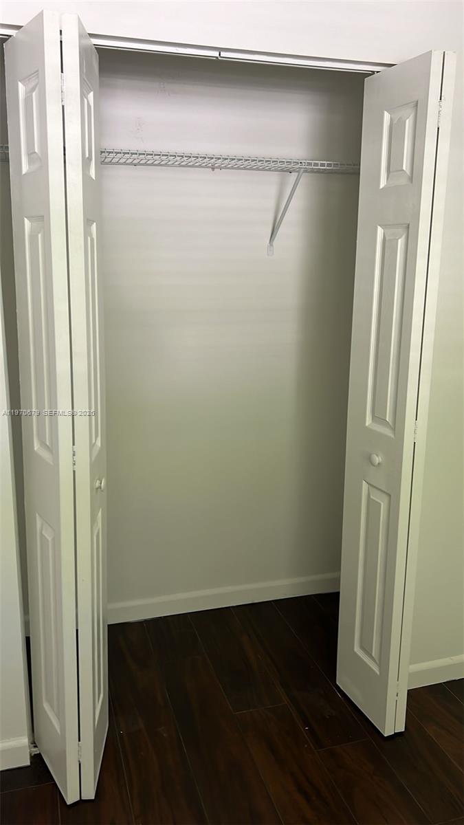 BANYAN TREE FIVE CONDO - Residential