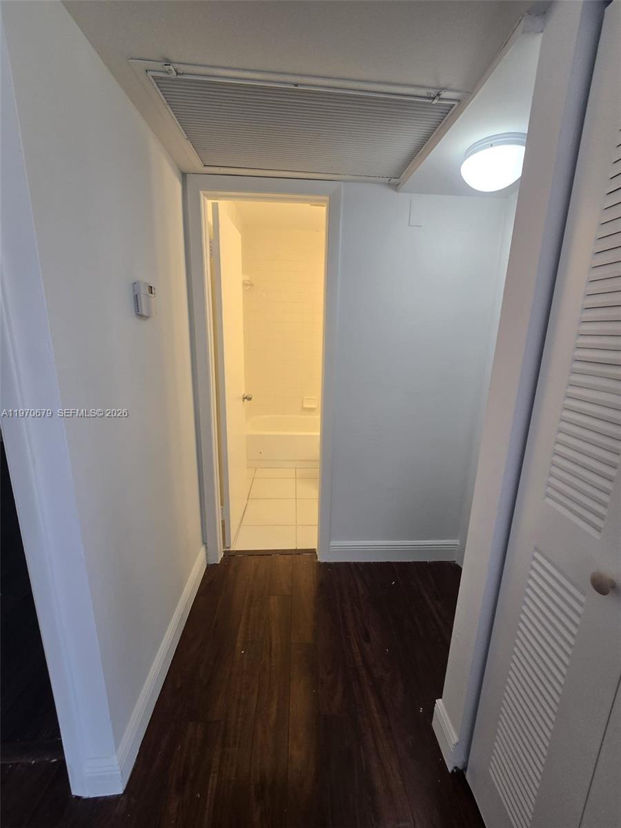 BANYAN TREE FIVE CONDO - Residential