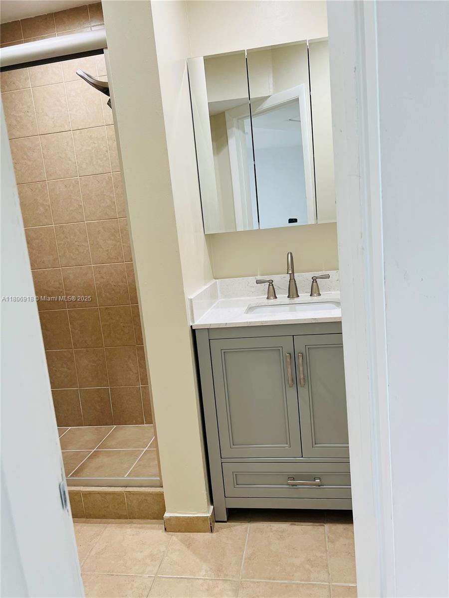 VERSAILLES GARDENS CONDO - Residential