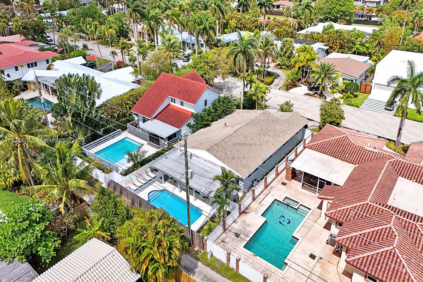 HOLLYWOOD LAKES SECTION - Residential Lease