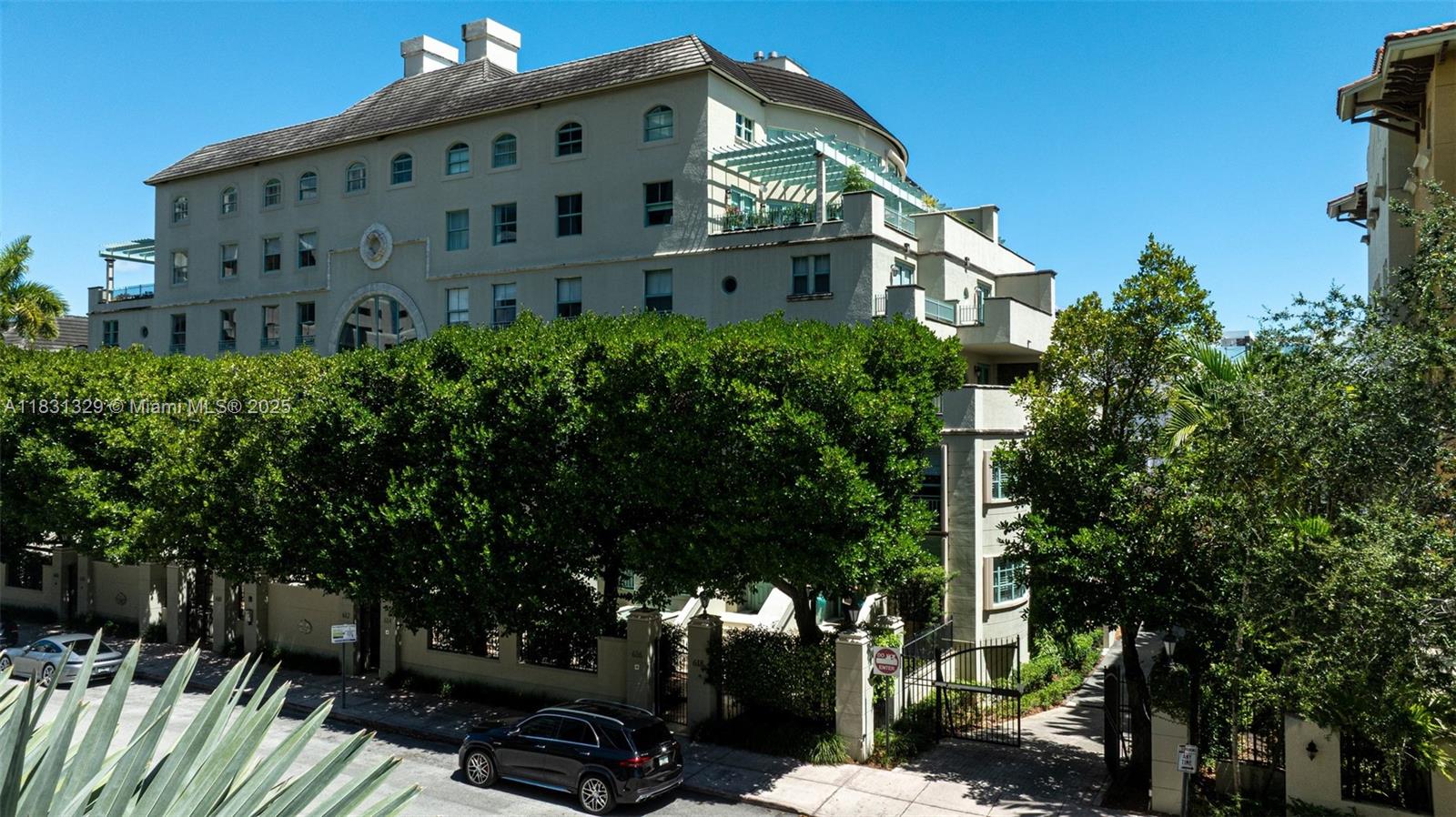 THE NEW FRENCH VILLAGE CO - Residential