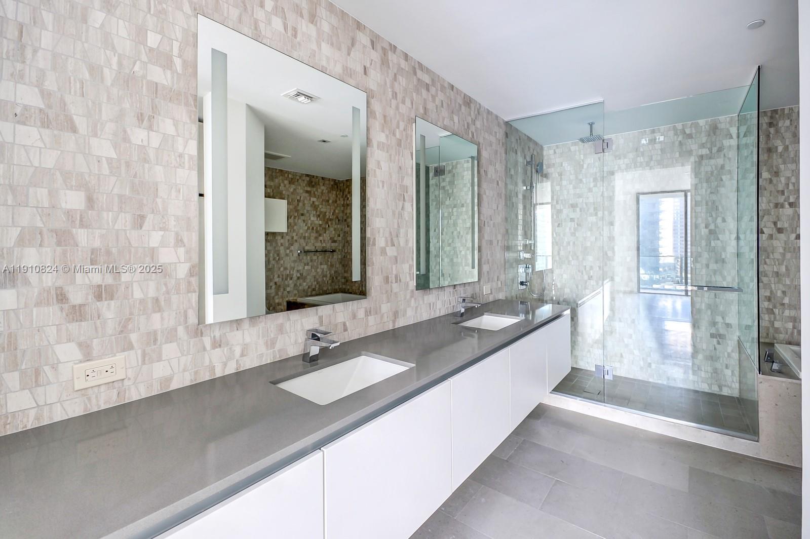 RISE CONDO - Residential Lease