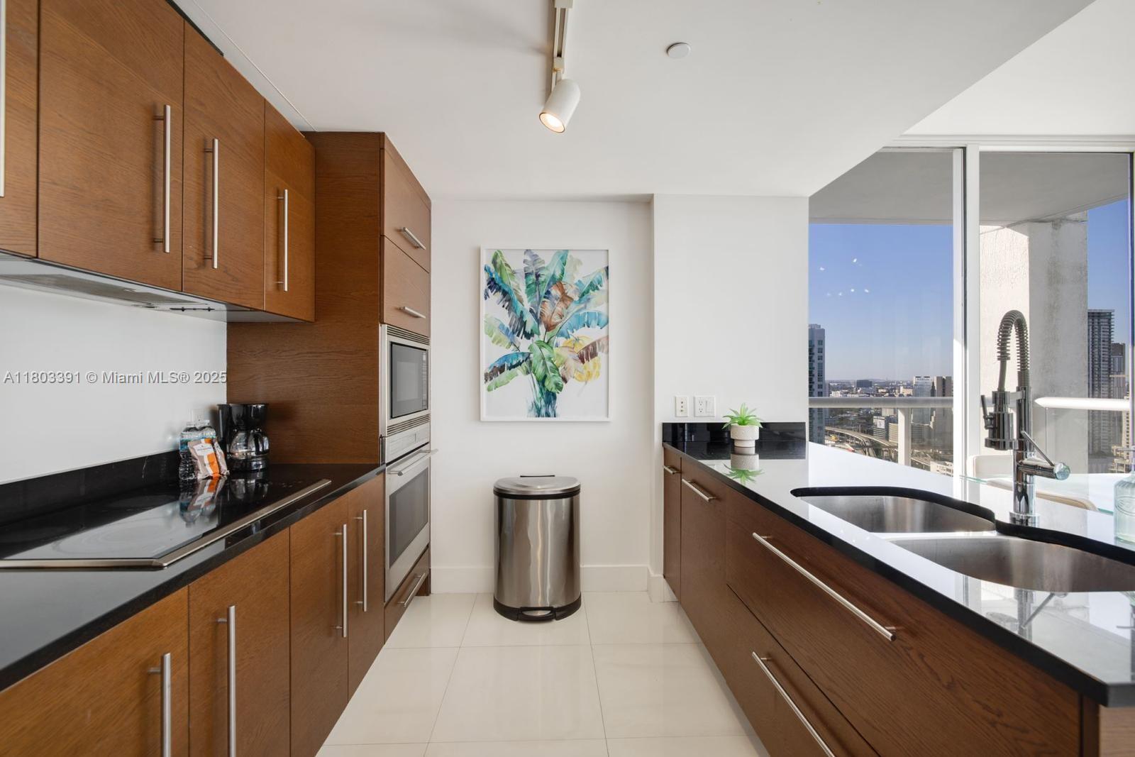 485 Brickell Ave 3504