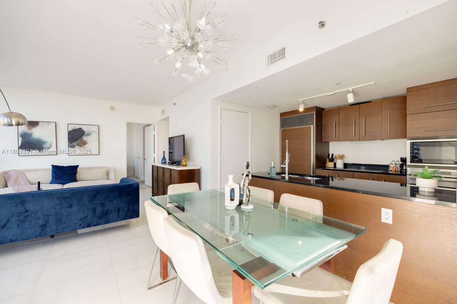 ICON BRICKELL CONDO NO 3 - Residential