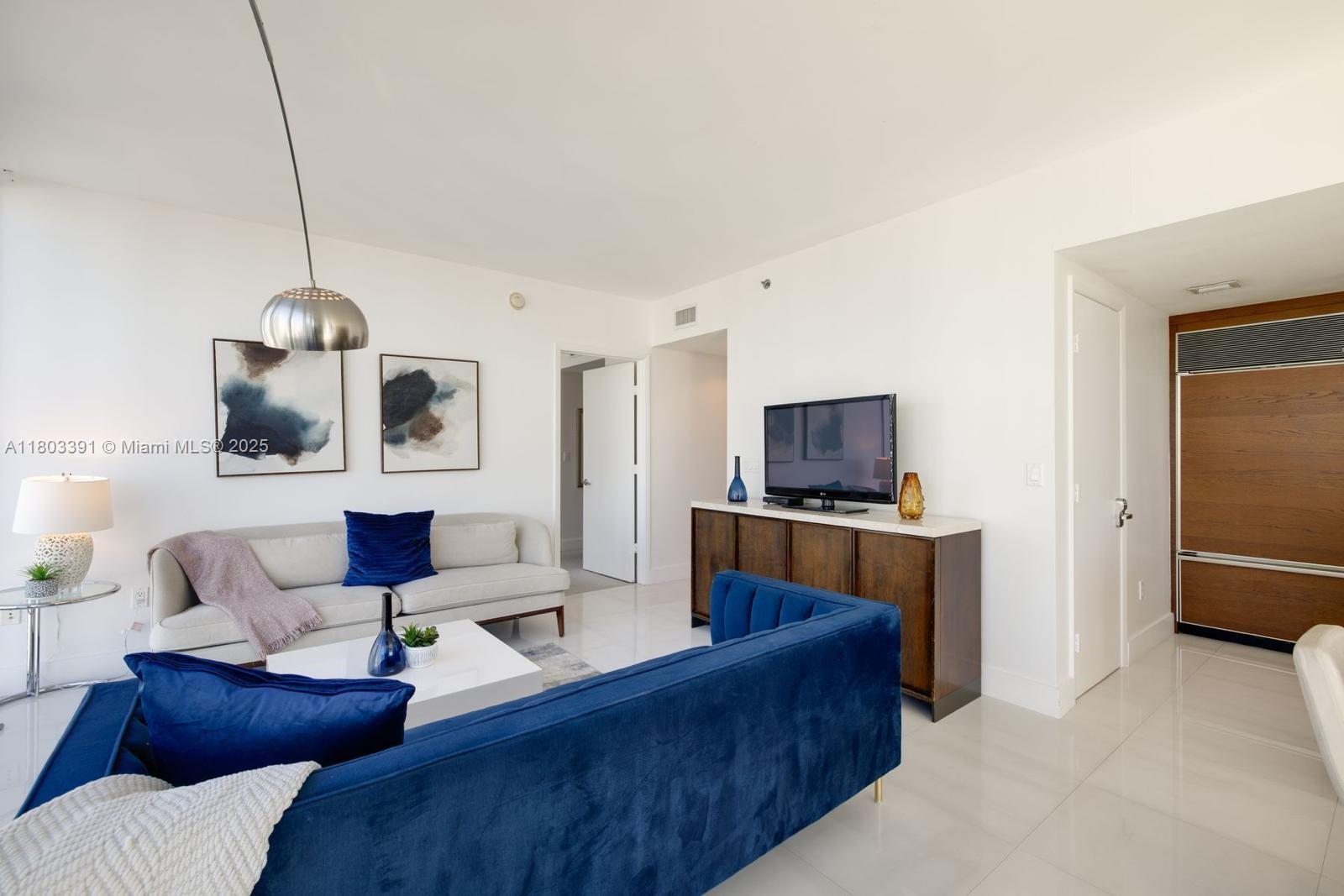 485 Brickell Ave 3504