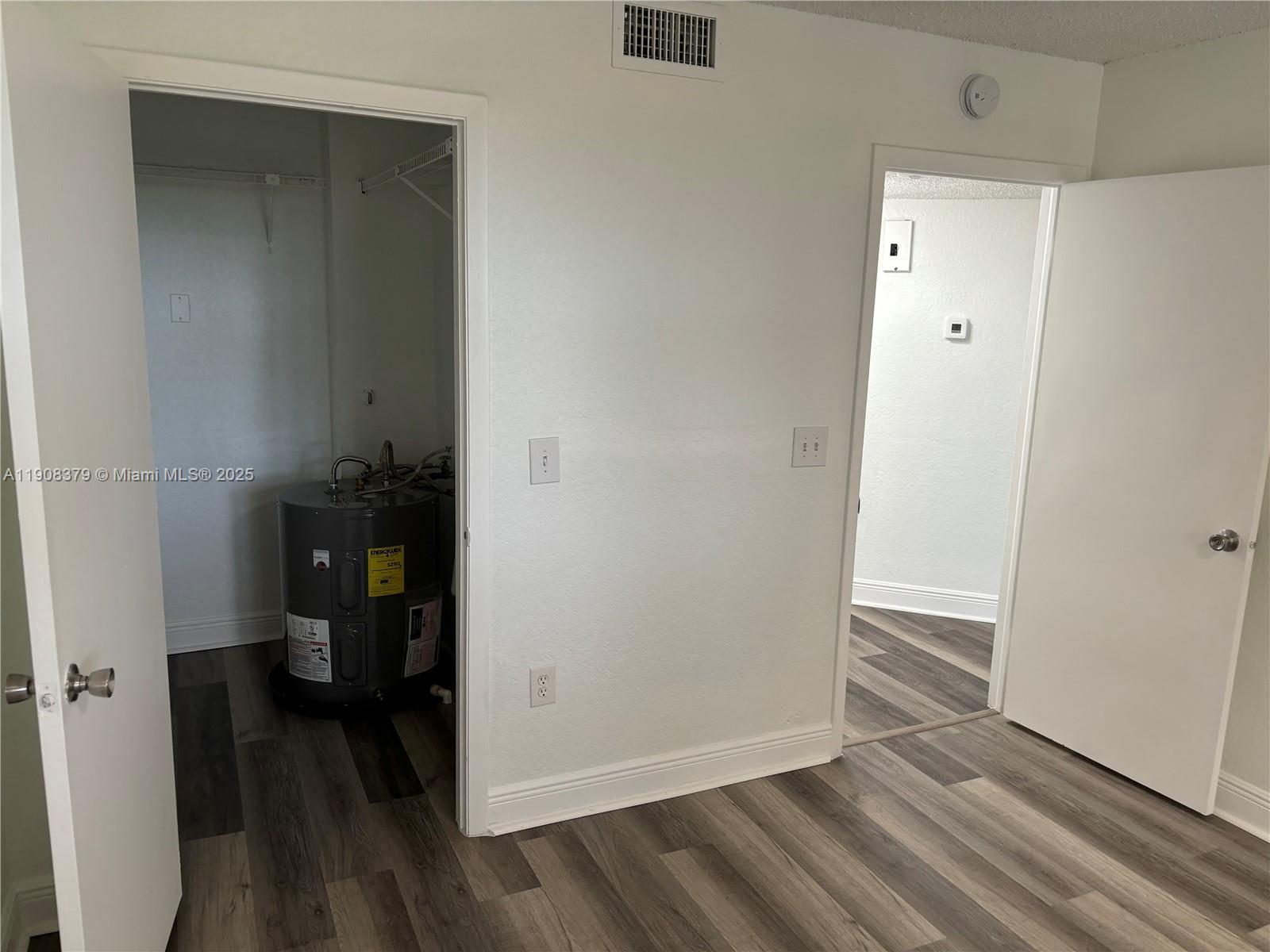 LAS VISTAS AT DORAL CONDO - Residential Lease