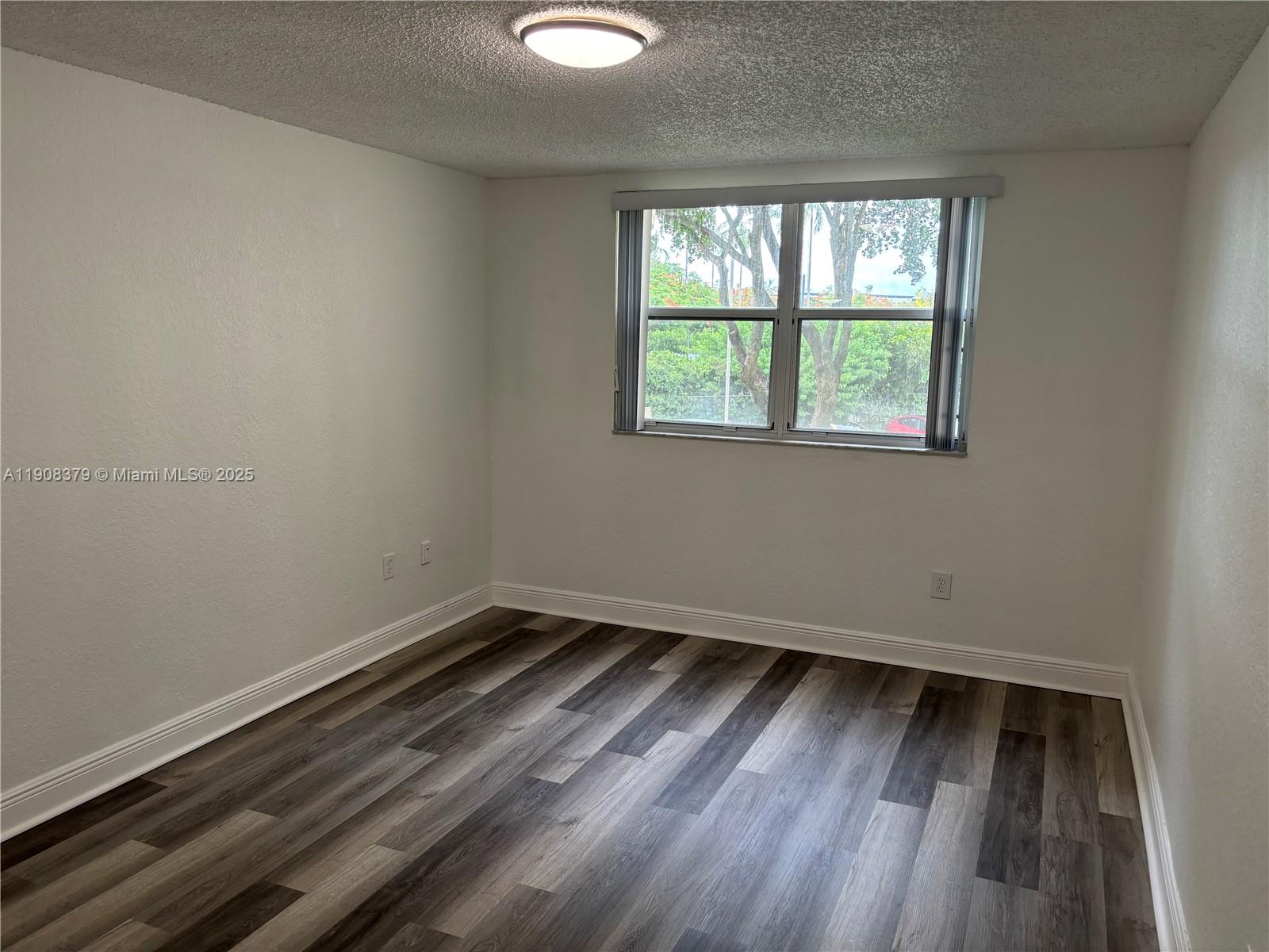 LAS VISTAS AT DORAL CONDO - Residential Lease