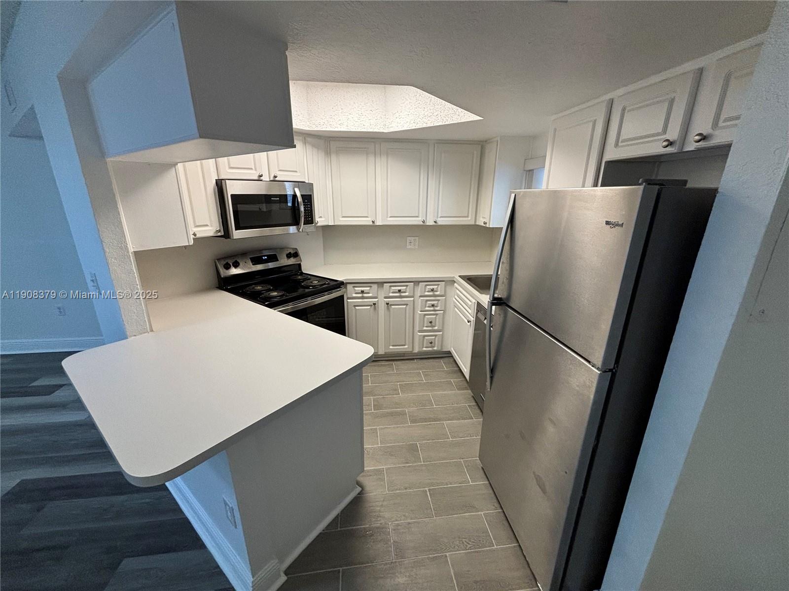 LAS VISTAS AT DORAL CONDO - Residential Lease