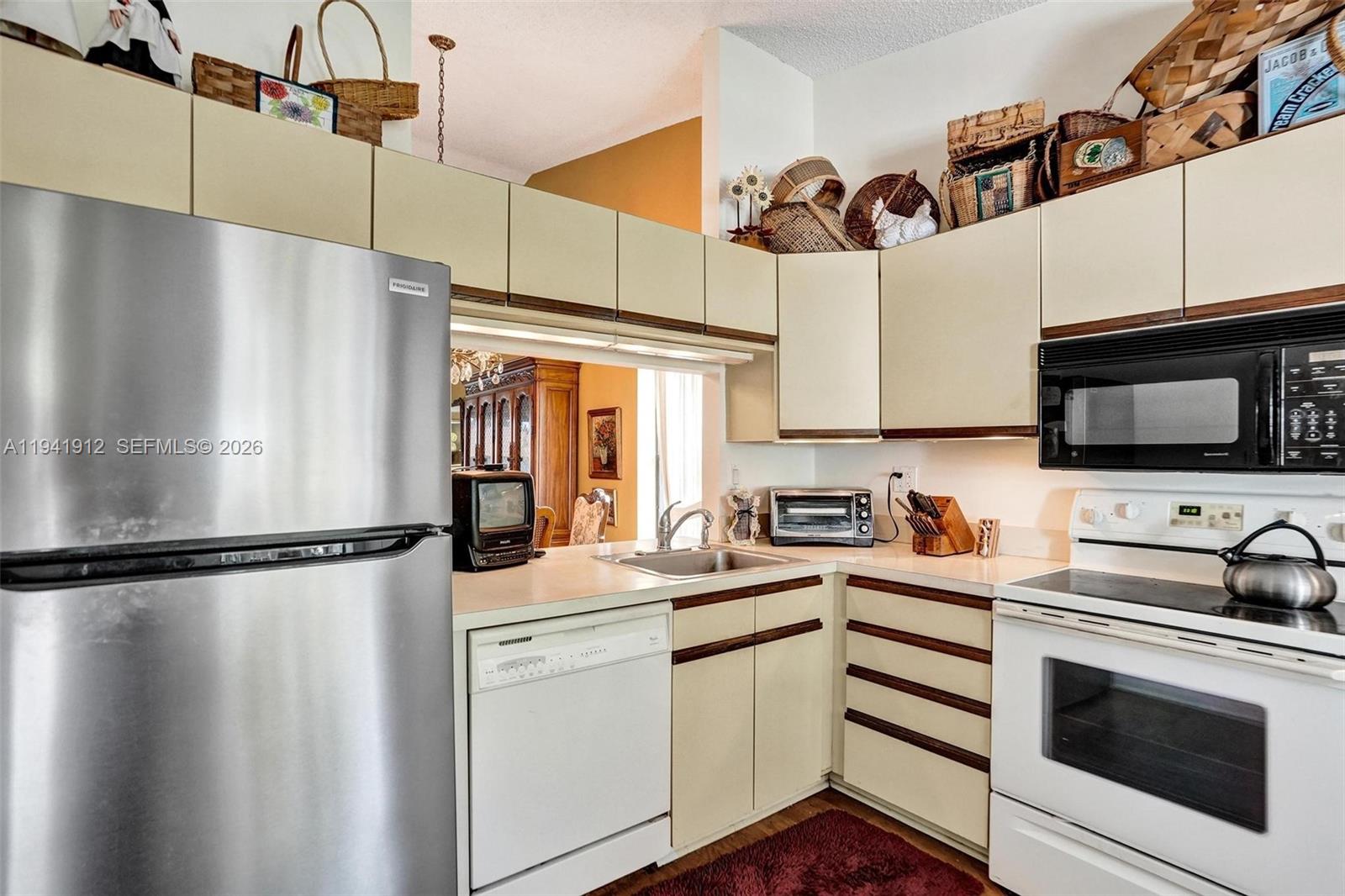 TARTAN COCONUT CREEK PHAS - Residential