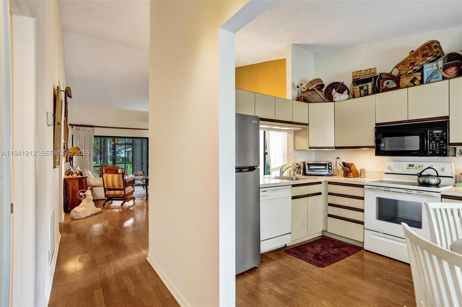 TARTAN COCONUT CREEK PHAS - Residential