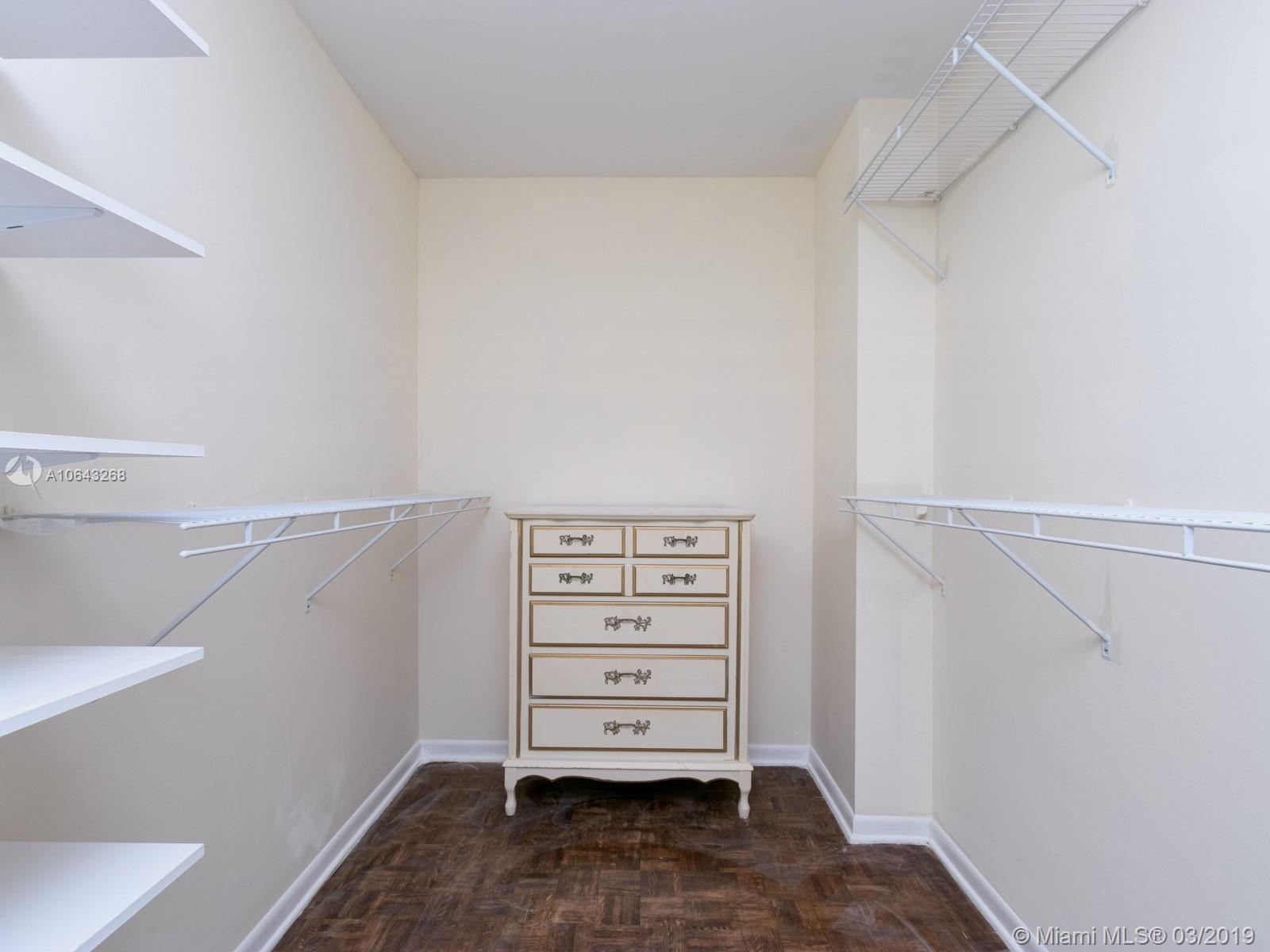 TOWERS OF QUAYSIDE CONDO - Residential Lease