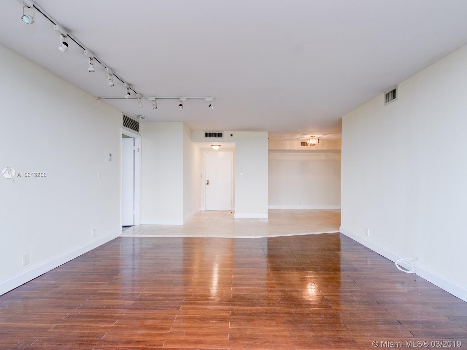 TOWERS OF QUAYSIDE CONDO - Residential Lease