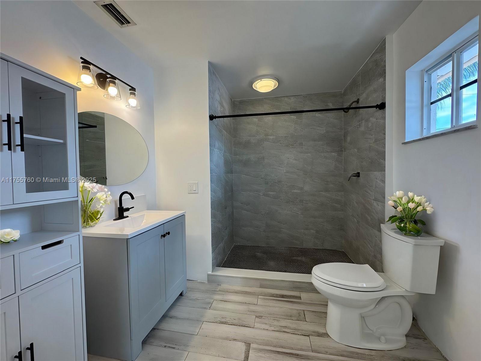 LYNDALE SECOND ADDITION - Residential Lease