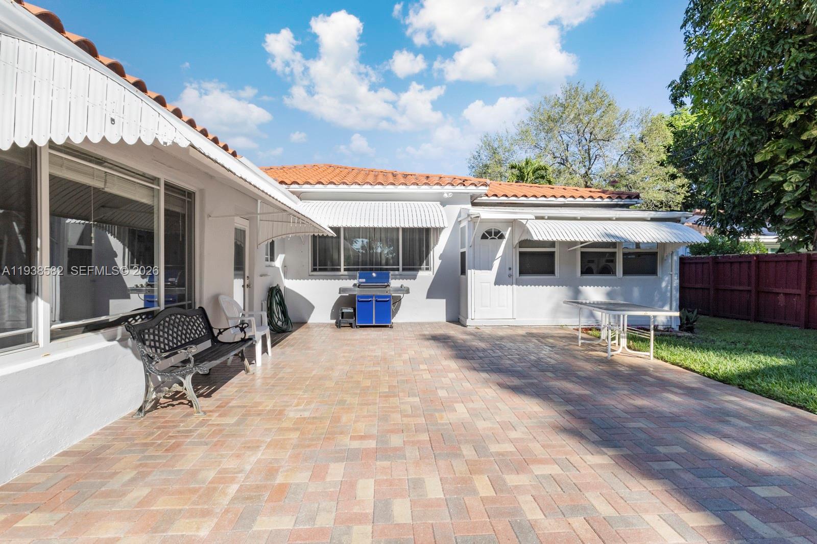 1ST ADDN BISCAYNE LAWN - Residential