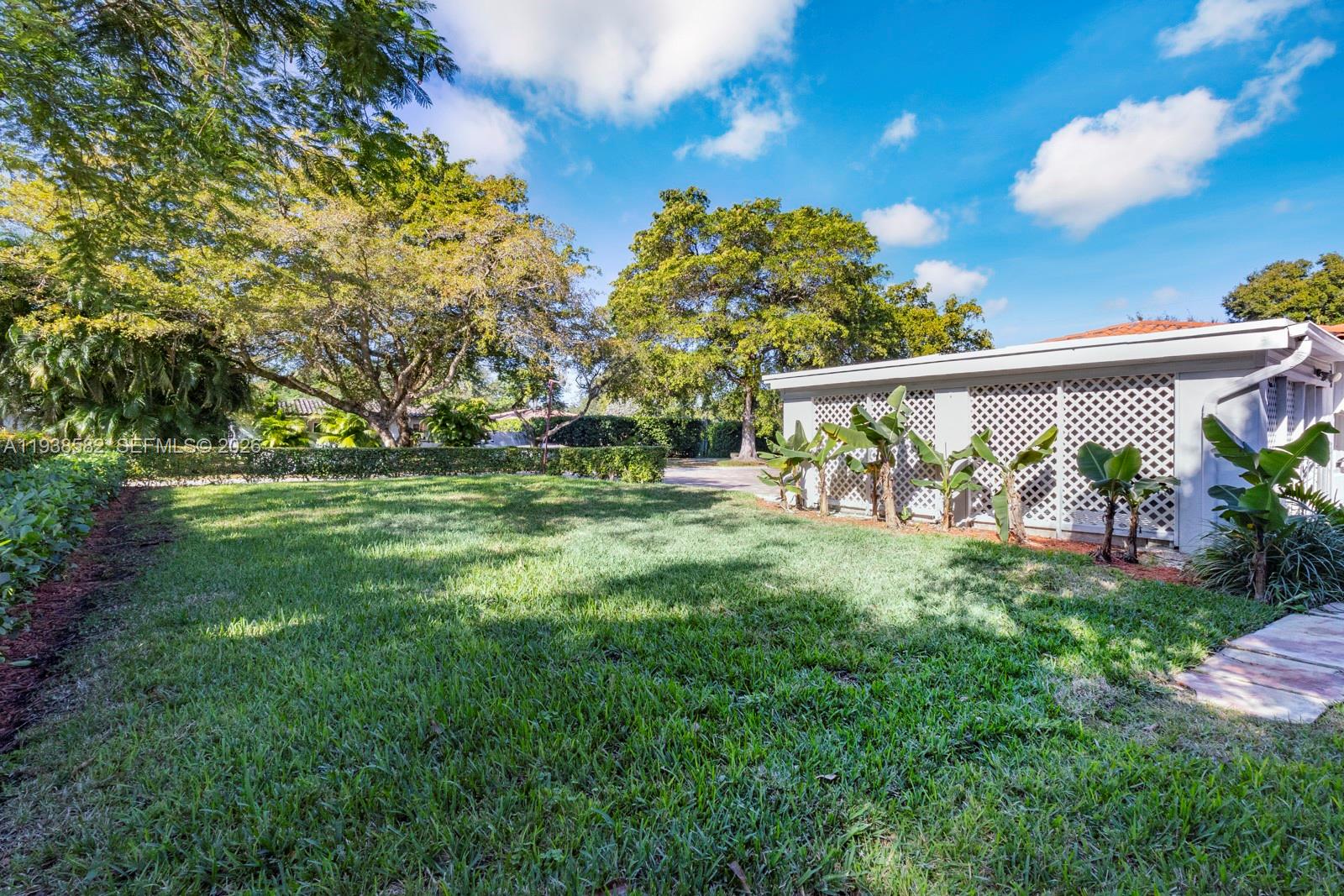 1ST ADDN BISCAYNE LAWN - Residential