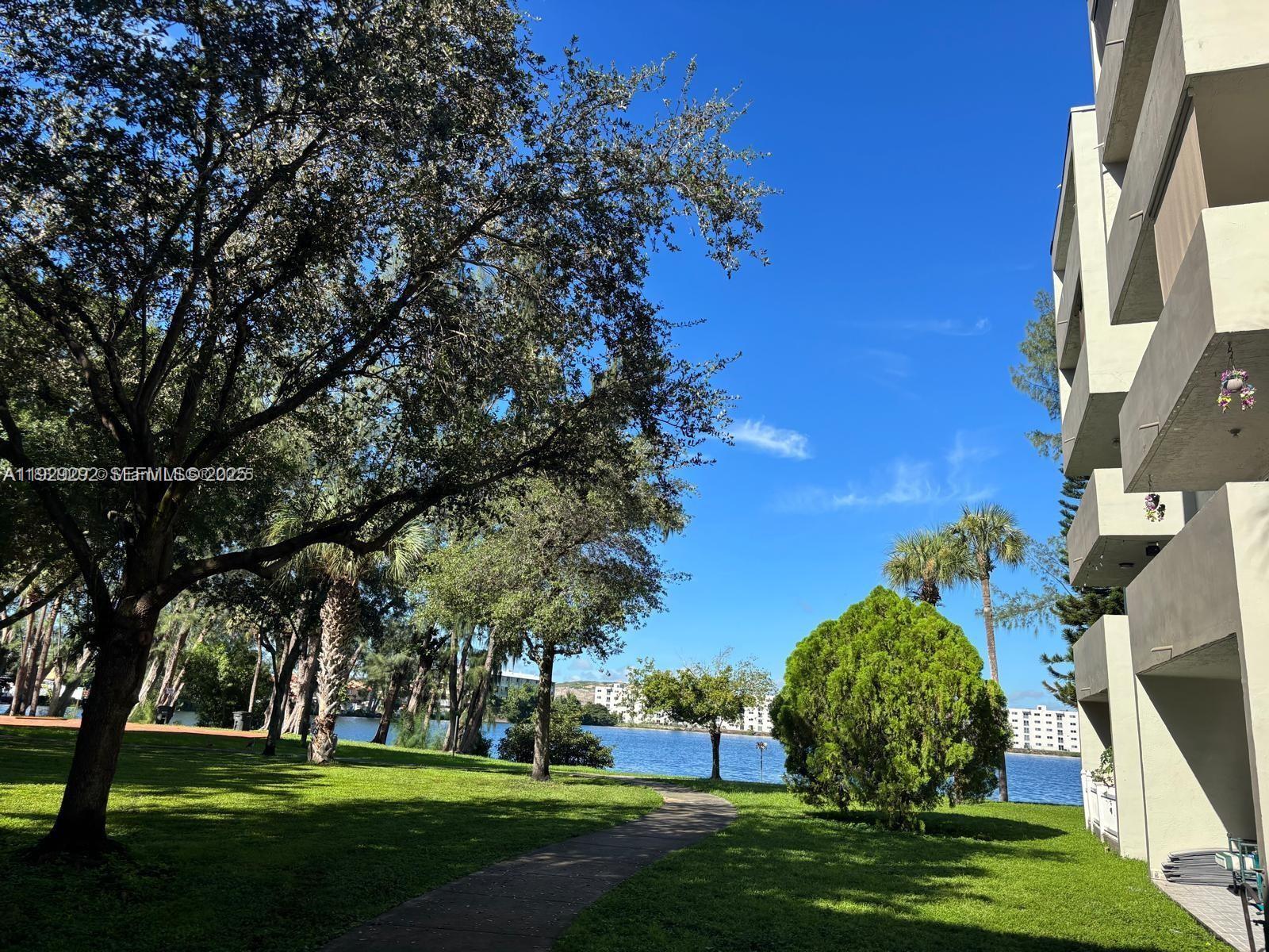 SAMARI LAKE EAST CONDO - Residential