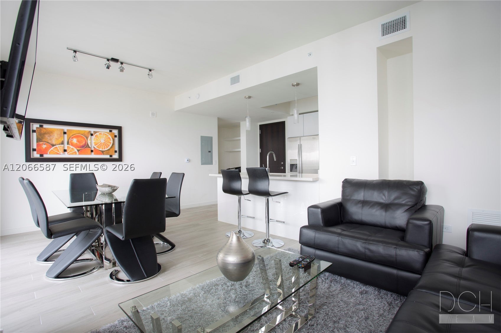 999 SW 1st Ave 2915 - Image 1