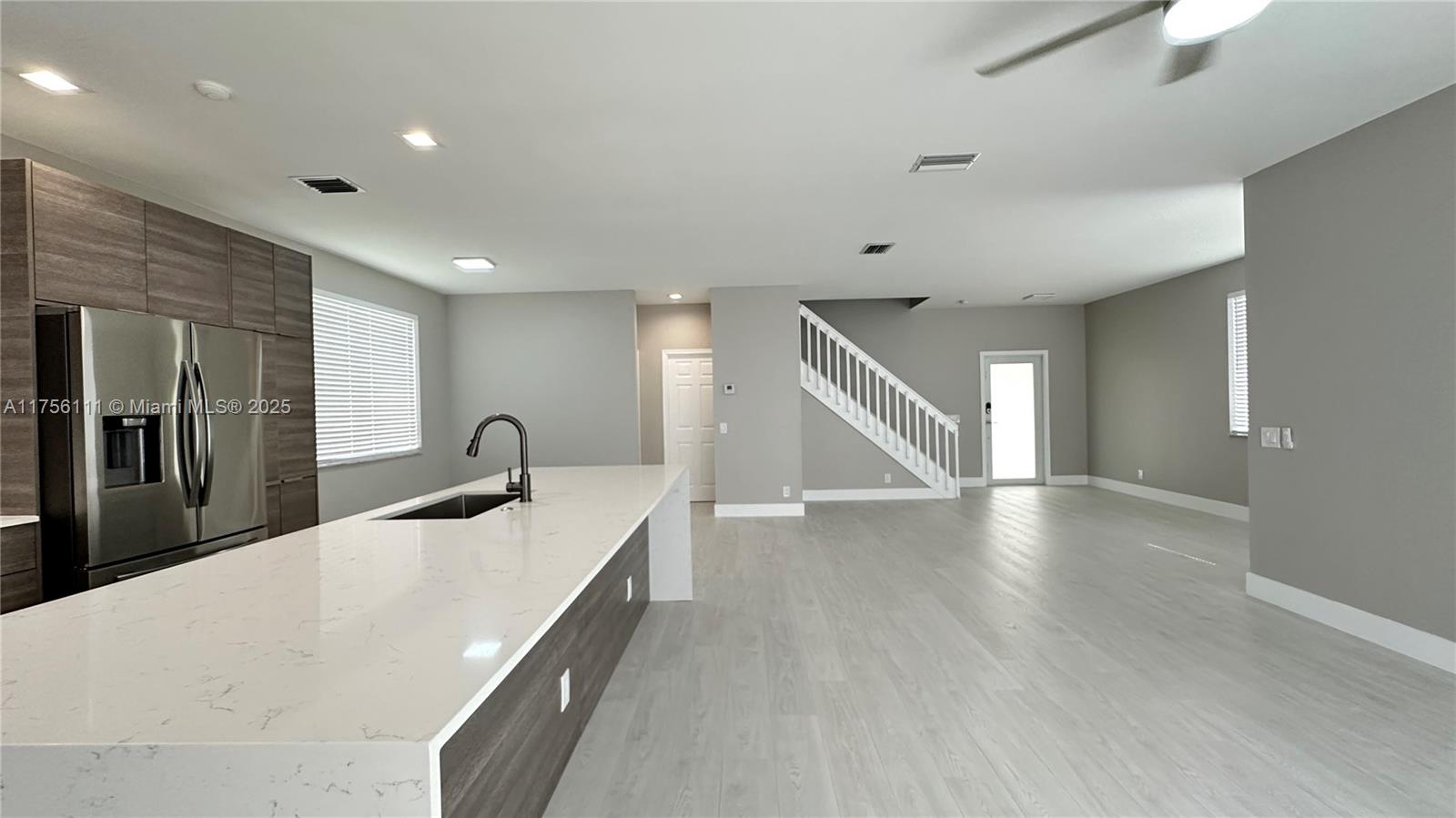SECTORS 3 & 4 BOUNDARY PL - Residential