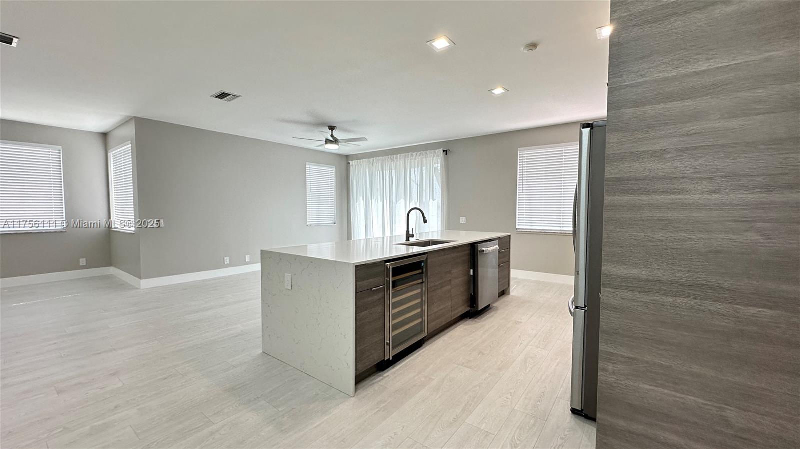 SECTORS 3 & 4 BOUNDARY PL - Residential