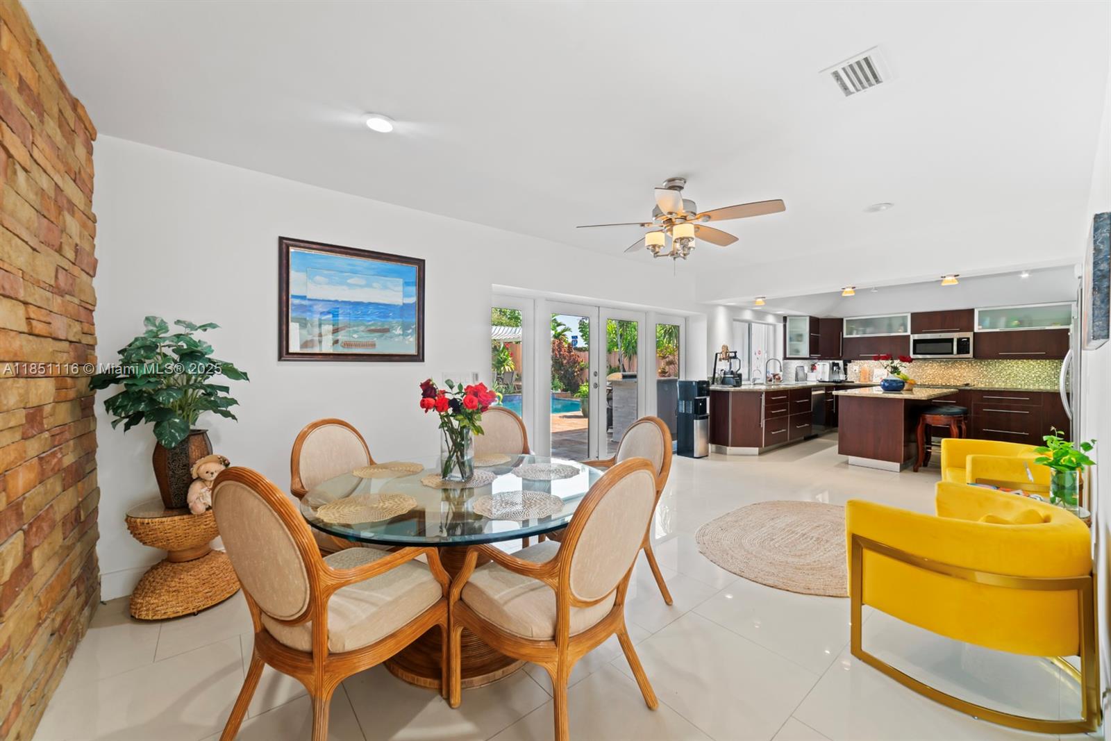 PICKWICK LAKE ESTATES SEC - Residential