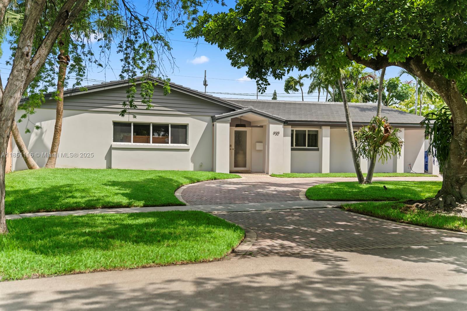 PICKWICK LAKE ESTATES SEC - Residential