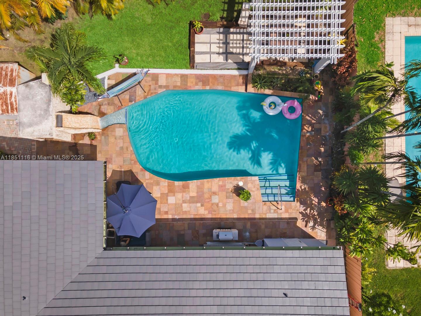 PICKWICK LAKE ESTATES SEC - Residential