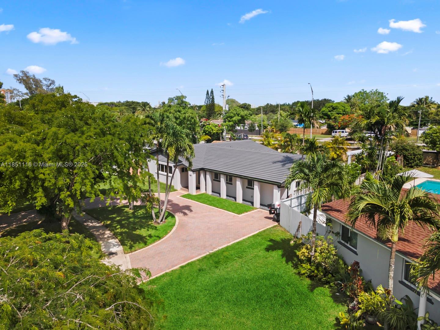 PICKWICK LAKE ESTATES SEC - Residential