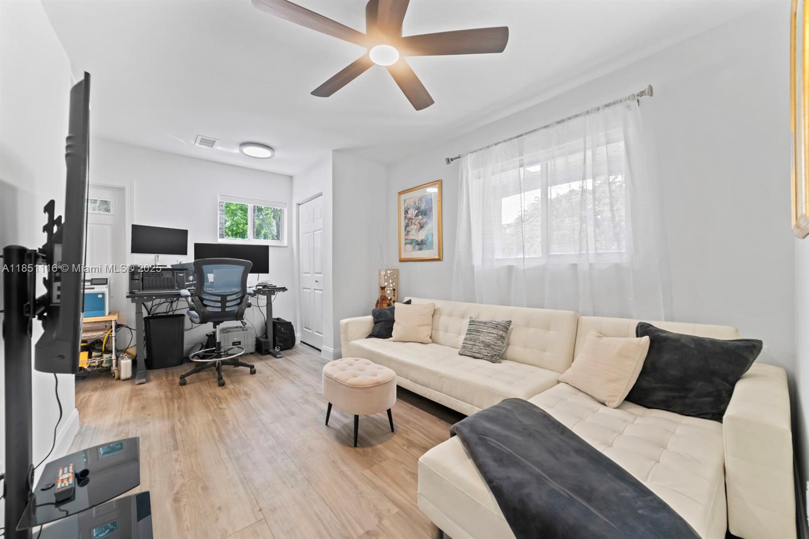 PICKWICK LAKE ESTATES SEC - Residential