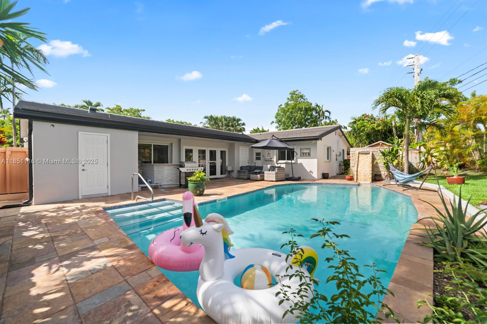 PICKWICK LAKE ESTATES SEC - Residential