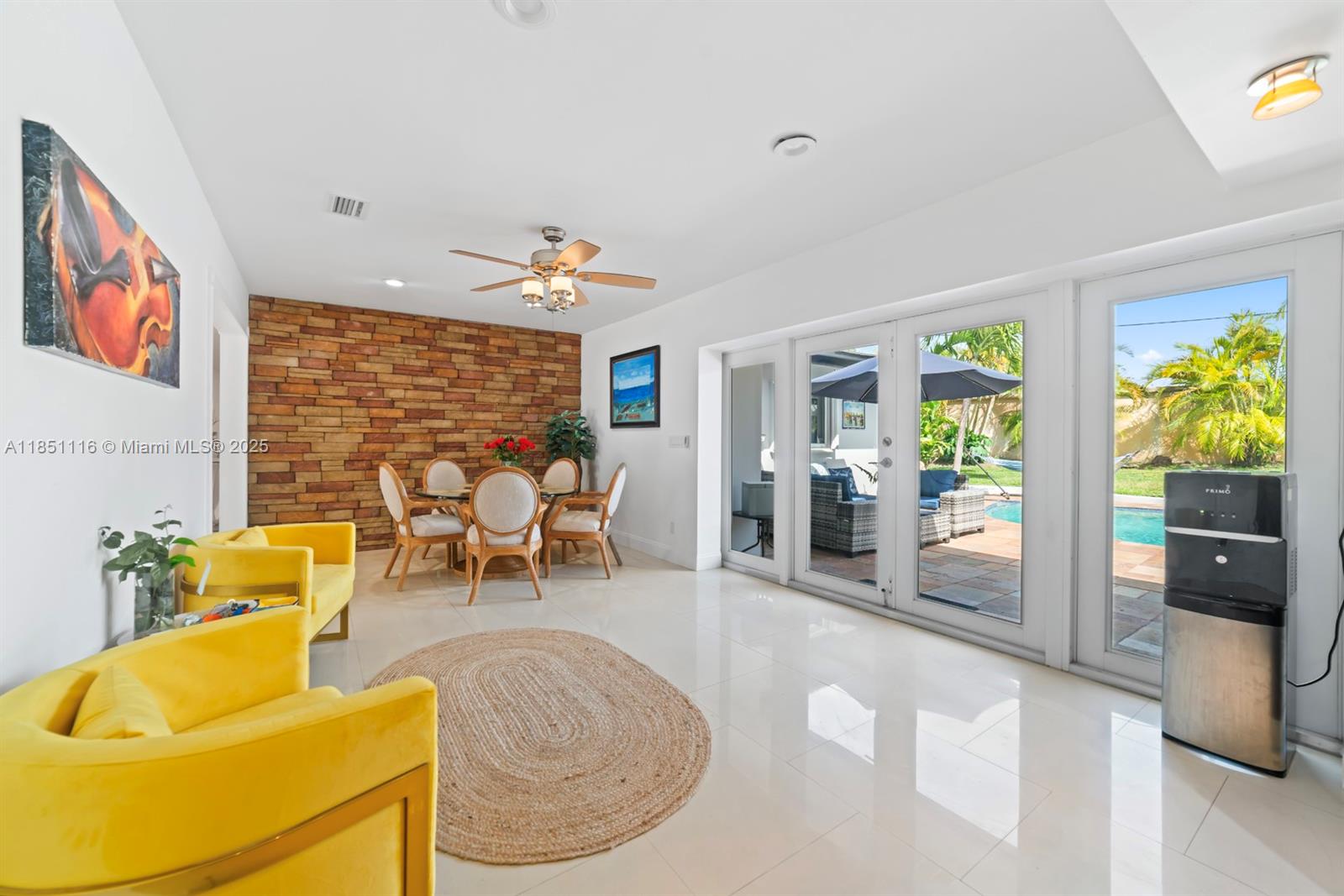 PICKWICK LAKE ESTATES SEC - Residential