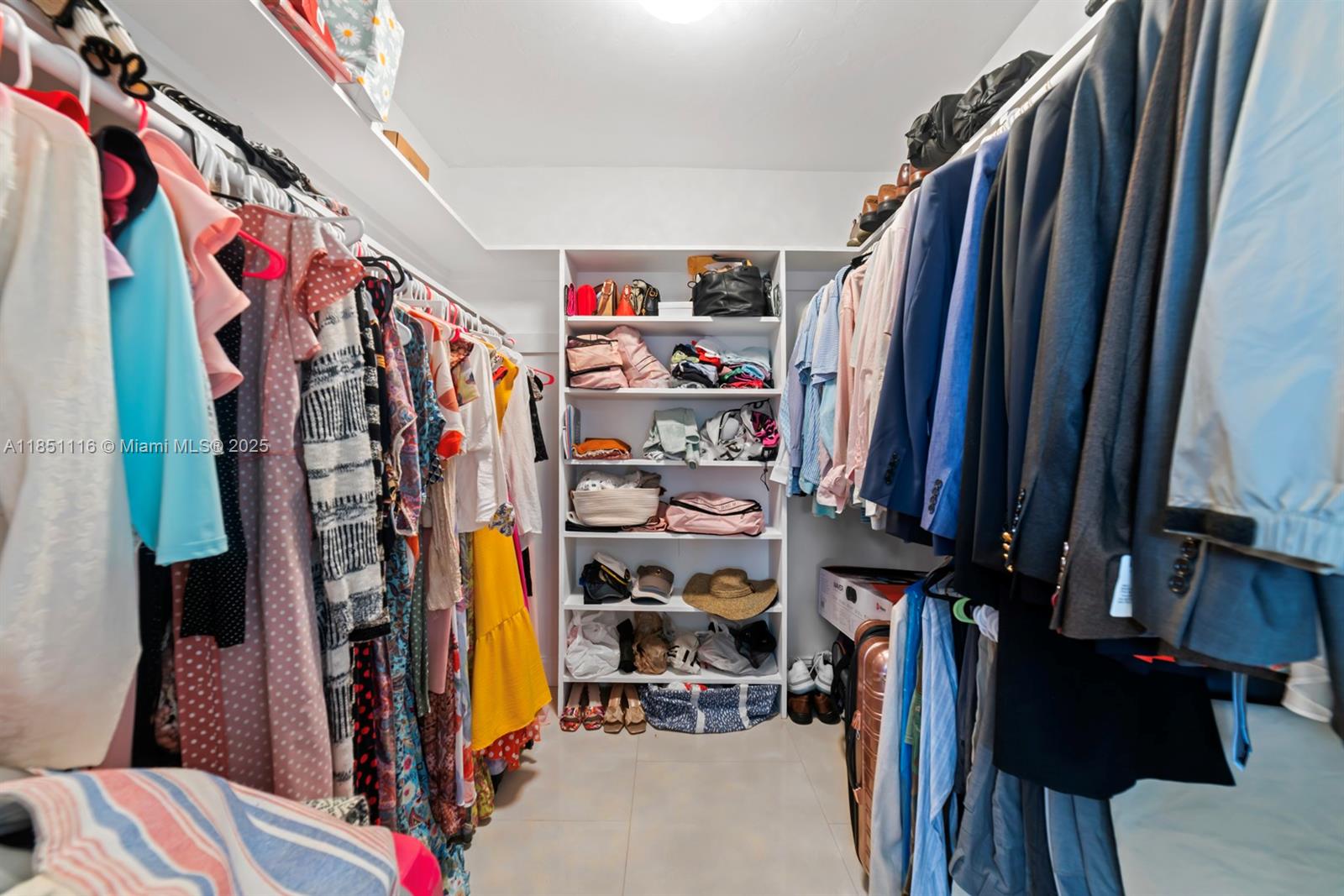 PICKWICK LAKE ESTATES SEC - Residential