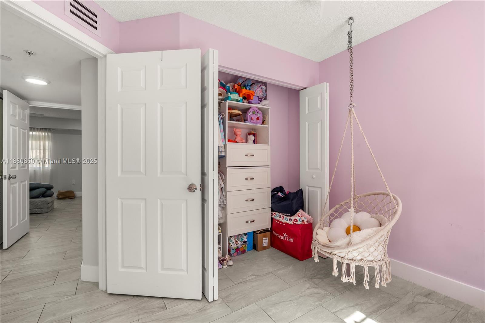 AVENTI AT AVENTURA CONDO - Residential